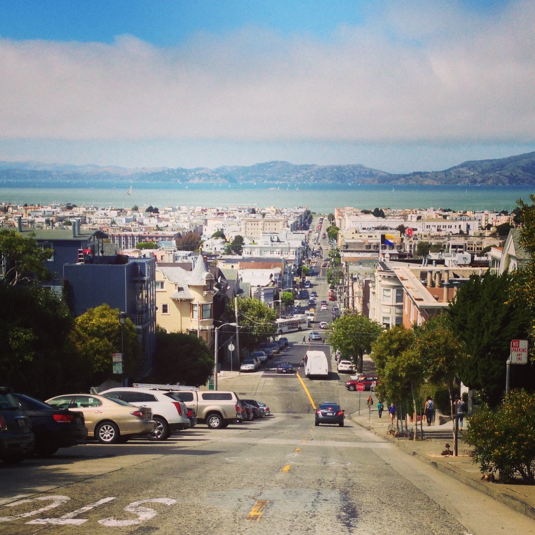 Czasami praca to też podróże, a za biurkiem zasiąść można na przykład w San Francisco.